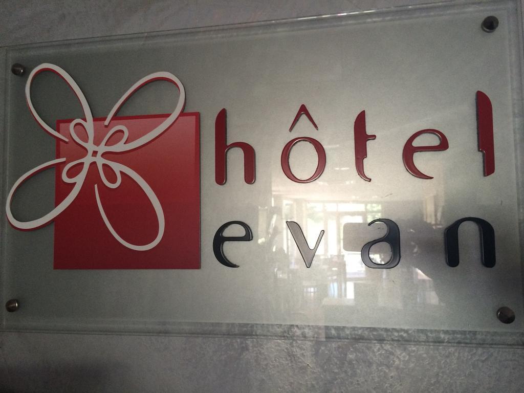 Hôtel Restaurant Evan Lempdes sur Allagnon Exterior foto