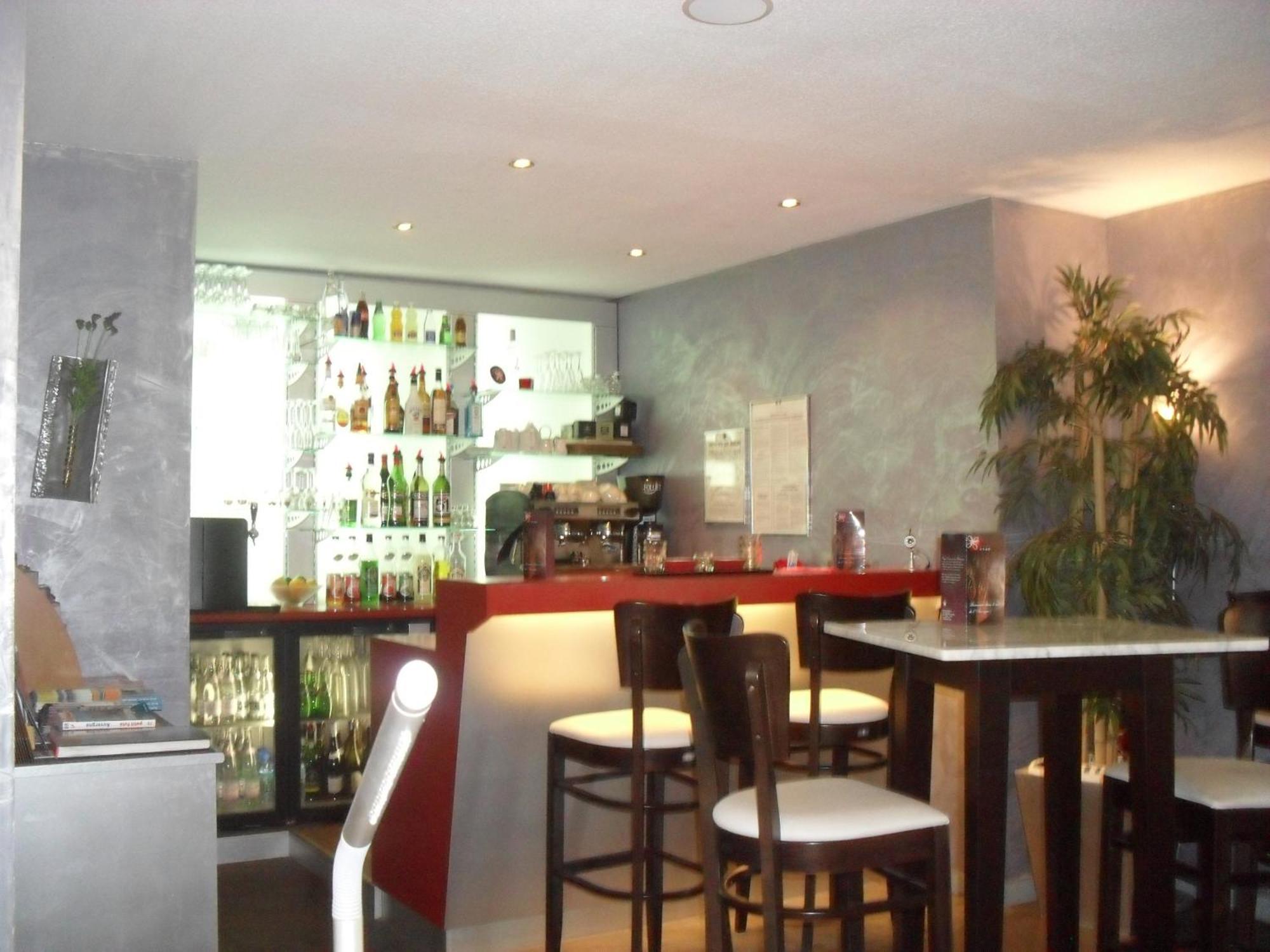 Hôtel Restaurant Evan Lempdes sur Allagnon Exterior foto